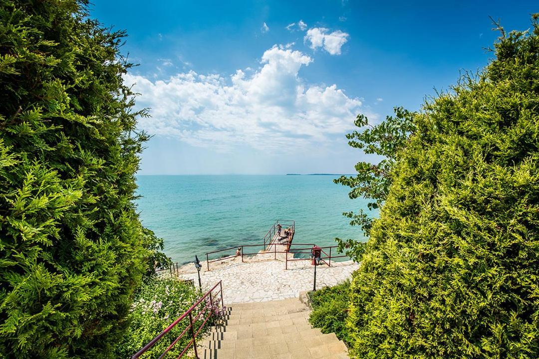 Panorama Marina Fort Beach - Premium Apartments Sea Viev Свети Влас Екстериор снимка