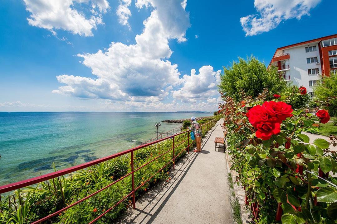 Panorama Marina Fort Beach - Premium Apartments Sea Viev Свети Влас Екстериор снимка